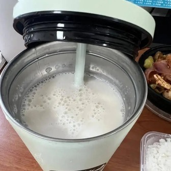 4 thứ tuyệt đối KHÔNG đựng trong bình giữ nhiệt, ai vẫn làm sẽ phải hối hận