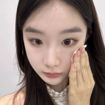 Không cần hàng ngoại, 5 nước tẩy trang "made in Vietnam" này vẫn làm sạch da cực đỉnh