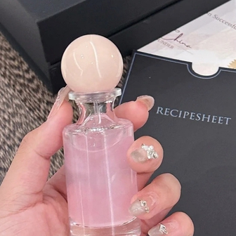 5 chai nước hoa "made in Vietnam" cực hợp dùng trong mùa lạnh