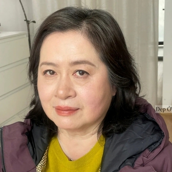 Vì sao phụ nữ trung niên không nên nhổ tóc bạc?