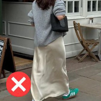 Váy lụa đang “chiếm sóng” 2026: Mặc đúng cách là sang lên vài bậc, sai một ly dễ lộ dáng ngay