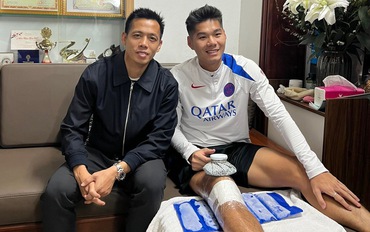 Văn Quyết và hành động ấm lòng ngày Tết với Hiểu Minh