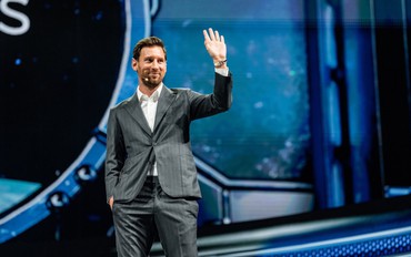 Messi thâu tóm đội bóng Tây Ban Nha, tham vọng ông bầu đối đầu trực tiếp với Ronaldo