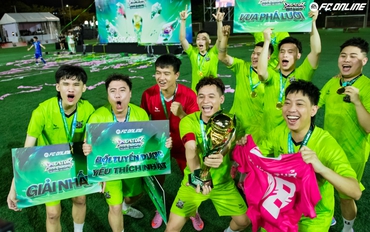 Dàn streamer Refund Gaming vô địch giải đấu FC Online Creator Championship mùa 2