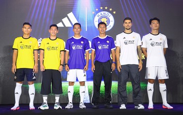 Cú bắt tay lịch sử của Hà Nội FC và adidas