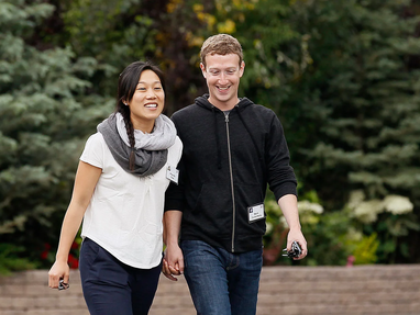 Quy tắc hẹn hò của Mark Zuckerberg và vợ thuở mới quen khiến giới trẻ ''chột dạ'' nhìn lại mình: Mỗi tuần gặp mặt ít nhất 1 buổi, kéo dài tối thiểu 100 phút và không được dùng Facebook