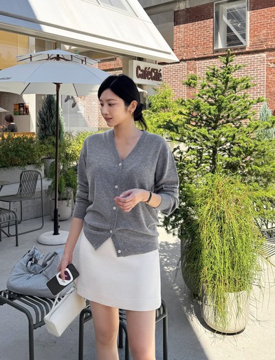 4 cách mặc áo len mỏng chuẩn sang xịn mịn cho những ngày đông không quá lạnh