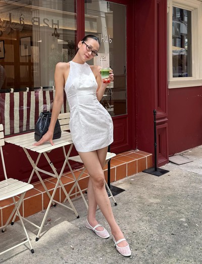 4 mẫu giày bệt khiến các mỹ nhân Việt "mê không lối thoát" từ năm này qua năm khác