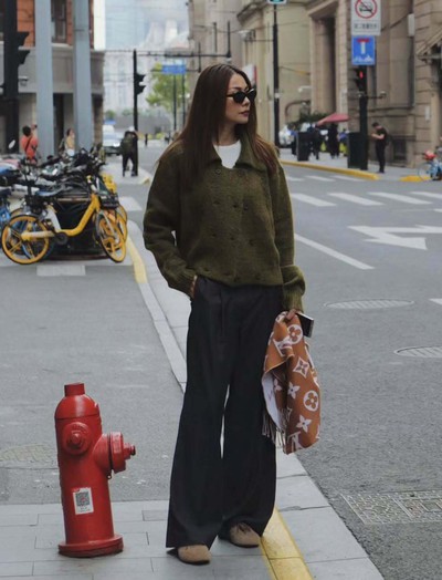 5 món thời trang được các mỹ nhân Việt ngoài 40 mặc nhiều nhất, bảo sao ai cũng trẻ trung hơn tuổi