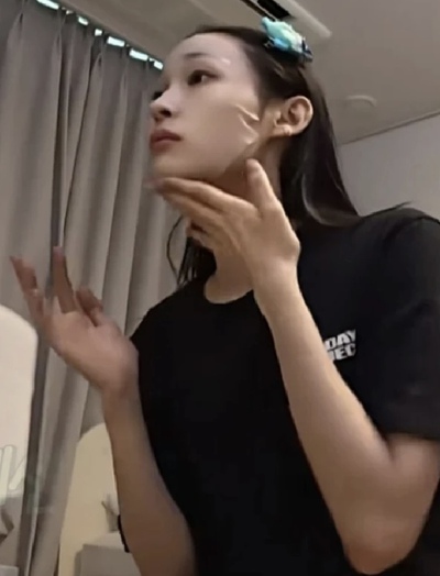 Bí quyết dưỡng nhan của tiểu thư tập đoàn Hàn Quốc khiến netizen kinh ngạc: Người giàu còn chăm hơn cả tôi!