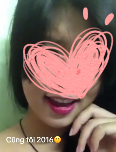 Clip 19 giây lộ nhan sắc tuổi 16 của cô gái từng vượt mặt Tiểu Vy lẫn Thanh Thủy
