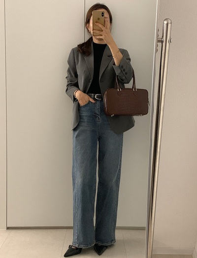 Người phụ nữ cao 1m53 có style rất sành điệu, hóa ra là nhờ 4 công thức diện đồ đơn giản mà tôn dáng