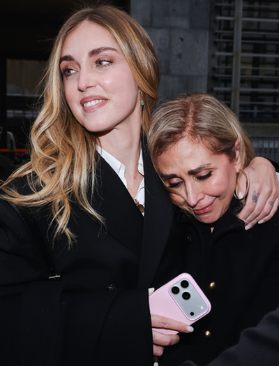 Ngôi sao thời trang bị buộc tội ăn chặn tiền từ thiện bất ngờ được trắng án