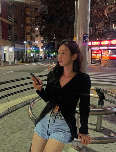 Nữ diễn viên gần 40 tuổi vẫn đóng phim ngôn tình rất "ngọt", style ngoài đời mới là trẻ trung xuất sắc