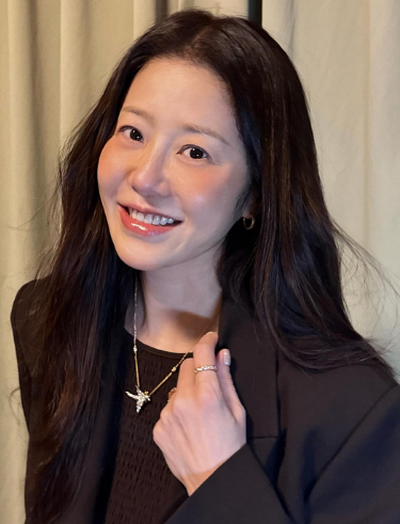 Á hậu từng là con dâu nhà Samsung có 5 tuyệt chiêu chống già đỉnh cao