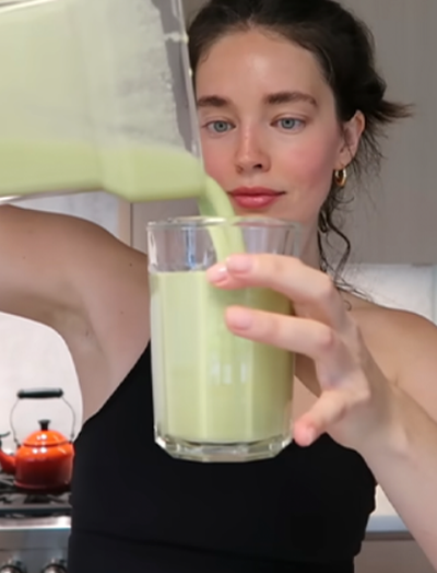 Thiên thần Victoria's Secret giảm 18kg sau sinh mà vẫn ăn đủ 3 bữa 1 ngày