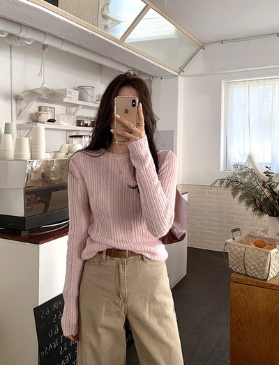 Đầu xuân năm mới diện đồ sáng màu là đúng chuẩn, bạn nên ghim ngay 4 combo siêu trẻ