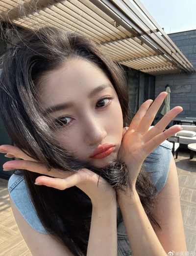 Mỹ nhân chân dài 1,1m có da trắng sứ nhờ 1 loại nước nhiều người hay đổ đi