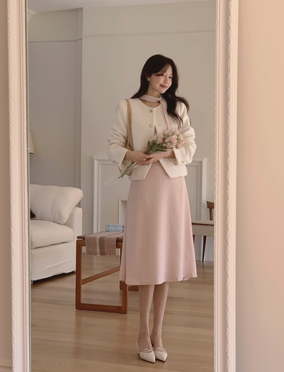 4 kiểu váy liền trẻ trung và ngọt ngào cần có trong mùa xuân