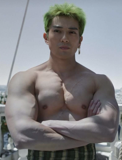 Mỹ nam xứ hoa anh đào làm cõi mạng chao đảo: Visual "quốc bảo", body vạm vỡ ngày tái xuất khiến khán giả phấn khích