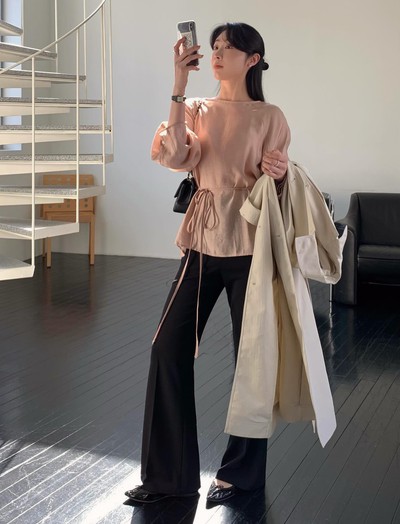 4 công thức mặc quần ống rộng tôn dáng và đẹp từ công sở ra phố