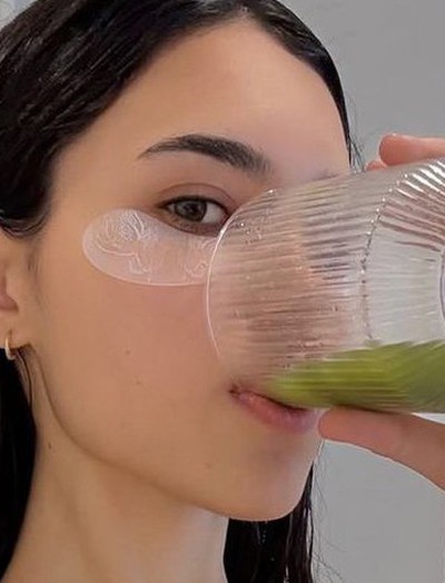 Càng nắng càng nên uống: 6 ly nước mát rẻ giúp da bạn "miễn dịch" với cái nắng thiêu đốt