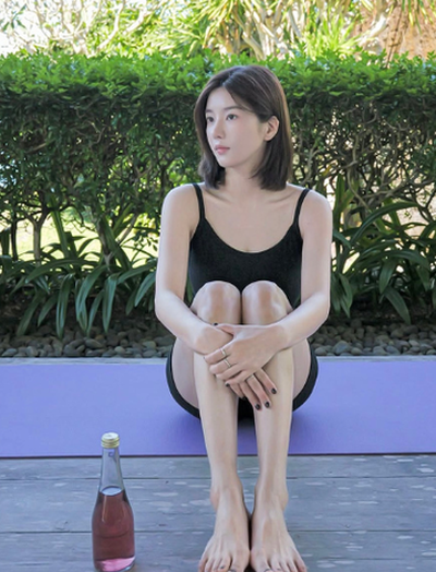Nữ hoàng Waterbomb mãi gợi cảm nhờ 1 loại nước uống trước buổi tập