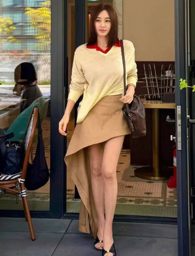 Nữ thần sexy bậc nhất Hàn Quốc lại khiến dân tình khó tin, body U60 cỡ này thì ai làm lại