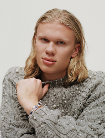 Khi “Ma Bư làng bóng” Erling Haaland mặc Dior