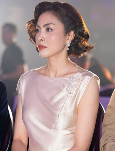 Hình mới mới nhất của Hà Tăng: Mọi góc chụp đều khiến dân tình xuýt xoa vì một thứ