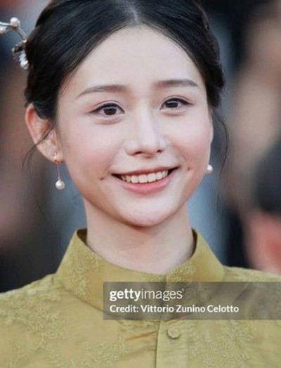 Xuất hiện mỹ nhân khiến Getty Images bó tay, đẹp kiểu "băng thanh ngọc khiết" là đây chứ đâu