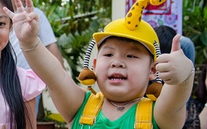 Nhóc mập Simba siêu đáng yêu trở lại trong phim hài Tết