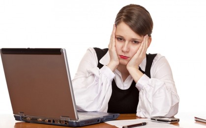 Hãy xuống đi hỡi những bạn trẻ đang ngồi "trên nóc tủ"