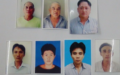 Tạm giam 8 đối tượng cướp tiền trên xe khách