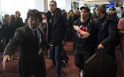 Chủ tịch River Plate gọi fan nhổ nước bọt vào Messi là kẻ ngu ngốc