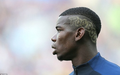 Pogba khuyên fan Man Utd bỏ bạn gái, giữ kiểu đầu "dị"