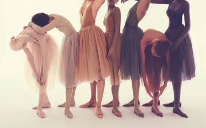 Louboutin ra mắt BST giày nude đảm bảo phù hợp với bạn bất kể da bạn tone màu gì