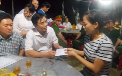 Thủ tướng Nguyễn Xuân Phúc chia buồn với gia đình 9 học sinh chết đuối