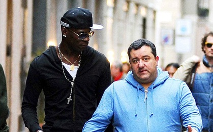Mino Raiola: Từ thợ làm bánh pizza đến siêu cò của làng bóng đá thế giới