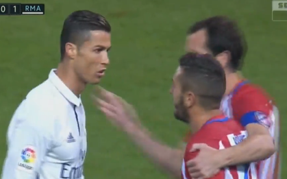 Ronaldo: "Tao là một gã đồng tính giàu có"