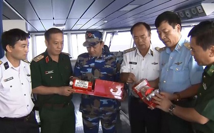 Đang tiến hành giải mã hộp đen CASA-212