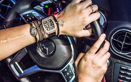 Choáng với độ chịu chơi và BST siêu xe, đồng hồ "khủng" của bạn trai mới Á hậu Tú Anh