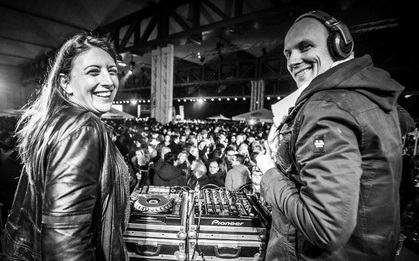 Cặp đôi Deep House hàng đầu thế giới Vijay & Sofia remix hit của Tiên Tiên trước ngày lưu diễn tại Hà Nội
