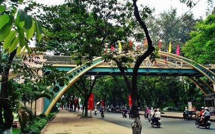 Kẻ cướp bị... nạn nhân đánh chết trong công viên ở Sài Gòn