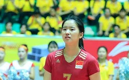 Hot girl giống "Thần tiên tỷ tỷ" Lưu Diệc Phi gây sốt ở giải bóng chuyền nữ VTV Cup 2016