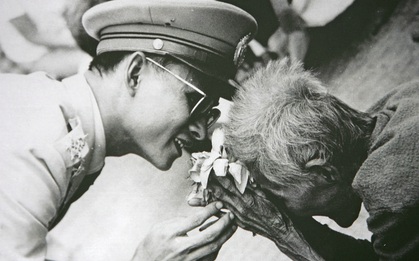 Những hình ảnh đáng nhớ trong cuộc đời Quốc vương Thái Lan Bhumibol