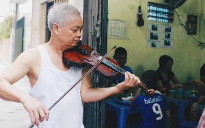 Vừa ăn ốc vừa nghe chủ quán kéo đàn violon - Đấy là lí do để quán ốc nhỏ này luôn đông khách!