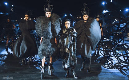 Ai chê thiết kế của Đỗ Mạnh Cường trông "nhàm" thì chắc BST mới sẽ khiến họ bất ngờ lắm!