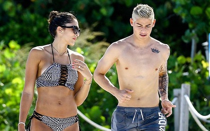 "Hot boy" James Rodriguez khoe mái tóc nhuộm vàng lạ lẫm