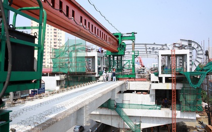 Hợp long toàn tuyến đường sắt trên cao Cát Linh - Hà Đông